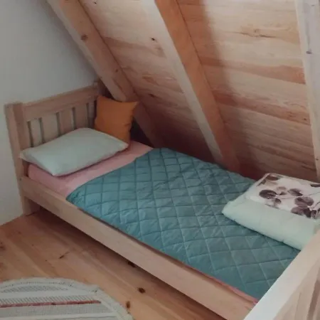 Vikendica Izvor * Podgorica