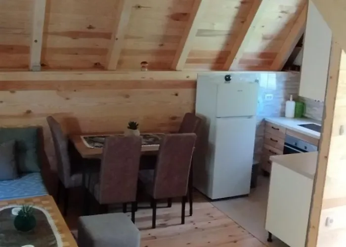 Tatil Evi Vikendica Izvor Podgoriçe